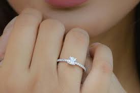 Choosing the Perfect Engagement Ring