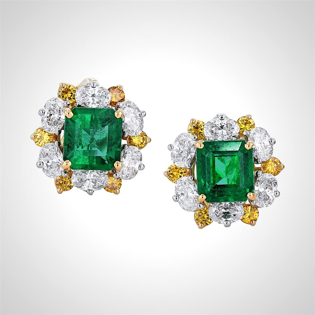 18K Yellow Gold Emerald & Diamond Earrings