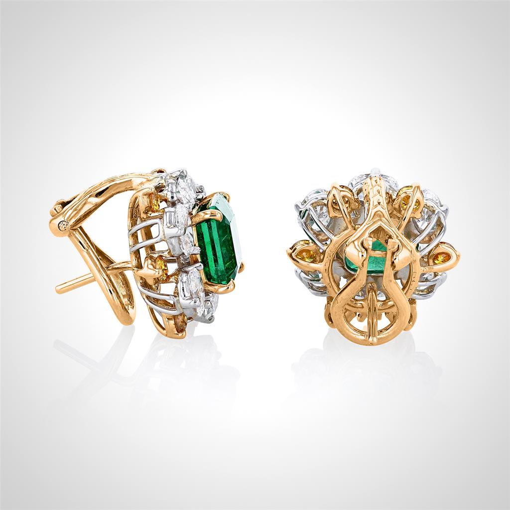 18K Yellow Gold Emerald & Diamond Earrings
