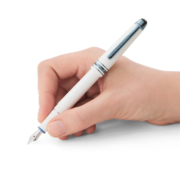 Meisterstück Glacier Classique Fountain Pen White